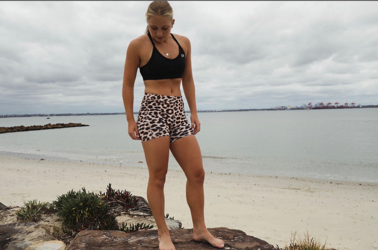 OLLY ATHLETIC PRINTED SHORT SKINS - LADIES